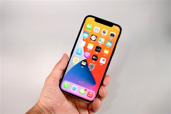 安乡苹果手机维修分享iOS 14.2修订版已到，专属iPhone 12系列 